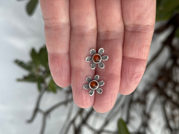 Amber flower post earrings