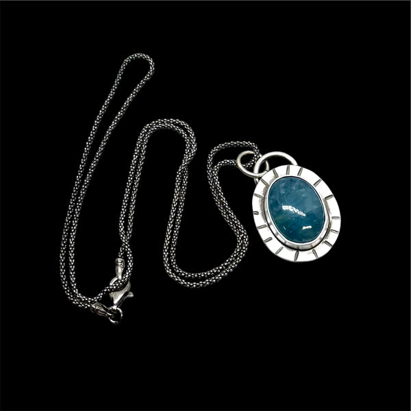 Aquamarine and sterling pendant