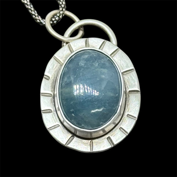 Aquamarine and sterling pendant