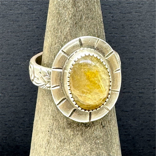 Golden rultilated quartz ring