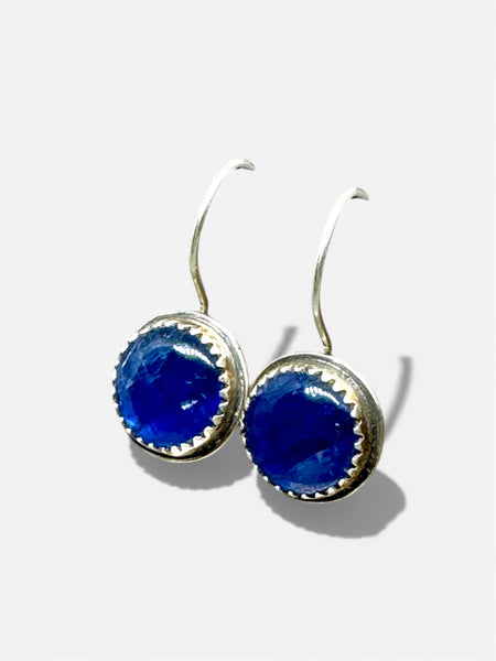 Blue kyanite earring