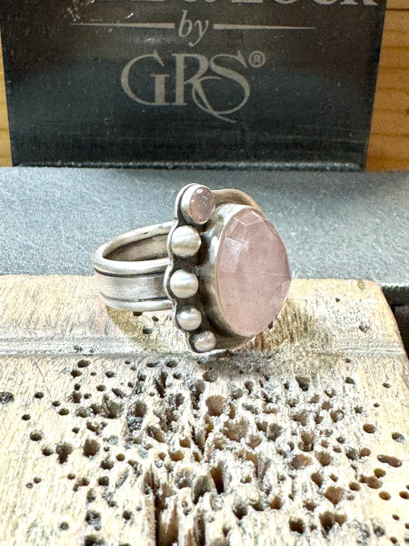 Rose quartz and silver ring