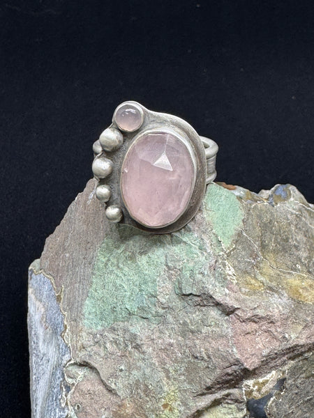 Rose quartz and silver ring