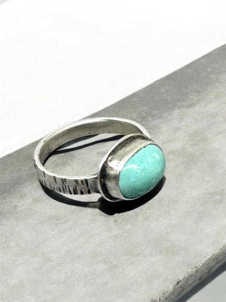 Turquoise silver ring