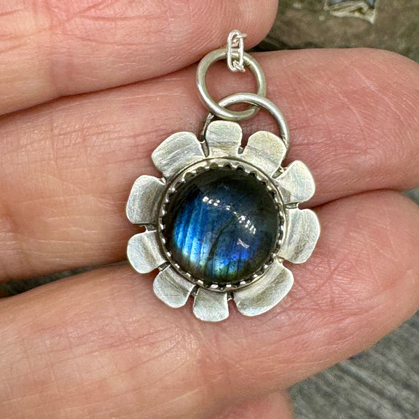 Labradorite flower pendant