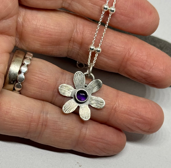 Amethyst flower pendant