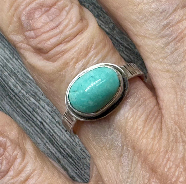 Turquoise silver ring