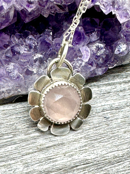 Rose quartz flower pendant
