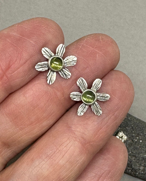 Peridot flower post earrings