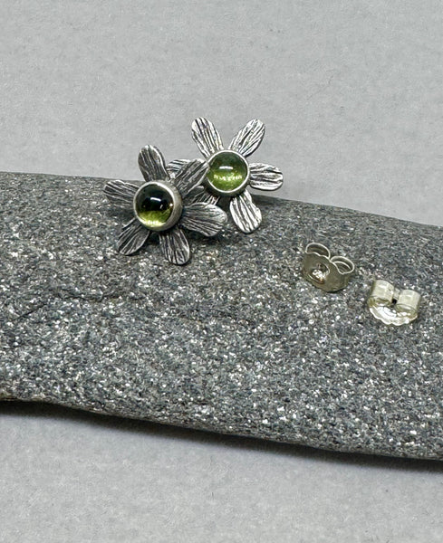 Peridot flower post earrings